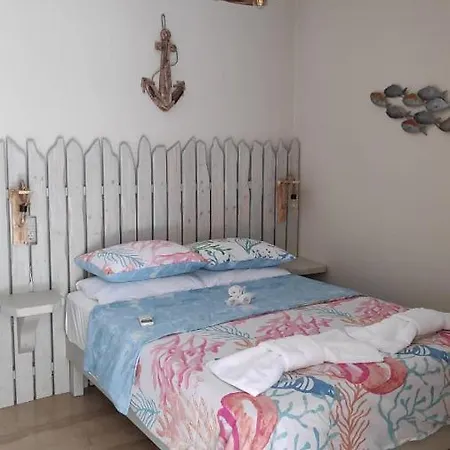 Helena's Pensjonat Kassiopi